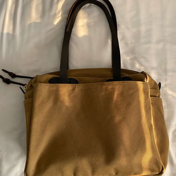 Filson zipper tote bag for sale - Picture 4 of 9